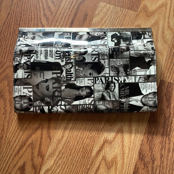Vogue Magazine Clutch Purse - Picture 4 of 6